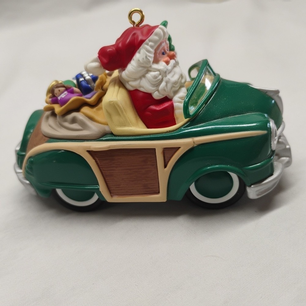 Hallmark Ornament 2005 Here Comes Santa Christmas‎ Debut Green Woody Car - Picture 2 of 7
